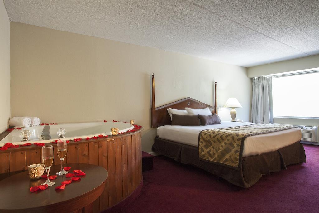 Four Seasons Motor Lodge แกตลิงเบิร์ก ห้อง รูปภาพ
