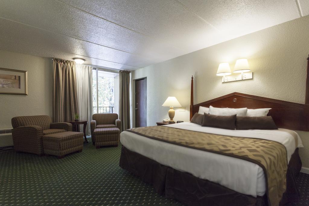 Four Seasons Motor Lodge แกตลิงเบิร์ก ภายนอก รูปภาพ