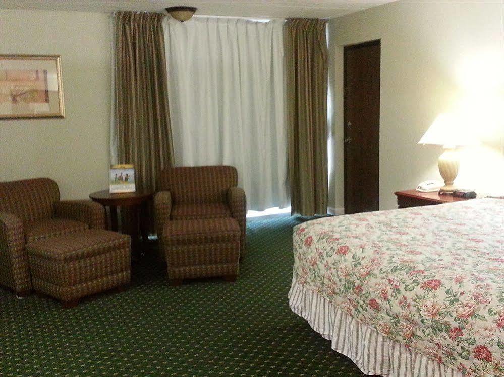 Four Seasons Motor Lodge แกตลิงเบิร์ก ภายนอก รูปภาพ